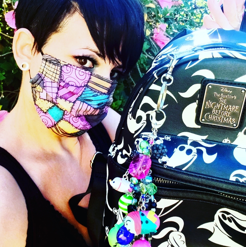 Meet your Posher, Vanessa 🦋💜🖤💜🖤